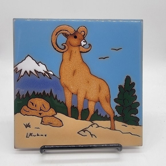 VINTAGE Leone Kuhne Earthtones tile - Picture 7 of 7